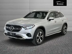 Nero Nuova 2025 Mercedes GLC300 | 73.400 € (Buon prezzo)