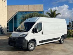 Bianco Nuova 2025 Peugeot Boxer S Furgone | 35.000 €