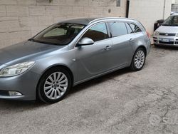 Grigio Usata 2010 Opel Insignia Station wagon | 2500 € (Buon prezzo)