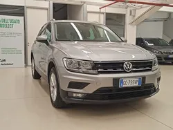 Grigio scuro met. Usata 2020 VW Tiguan Business SUV | 22.900 € (Super prezzo)