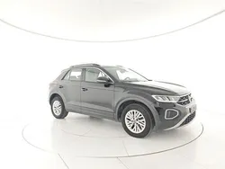 Nero Usata 2023 VW T-Roc Life SUV | 22.900 € (Buon prezzo)