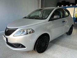 Argento Usata 2021 Lancia Ypsilon S Due volumi | 10.600 € (Buon prezzo)