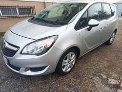 Argento Usata 2018 Opel Meriva Innovation Monovolume | 5999 € (Buon prezzo)