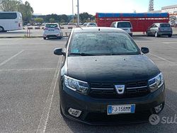 Nero Usata 2017 Dacia Sandero Ambiance Tre volumi | 6300 € (Ottimo prezzo)