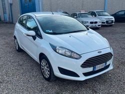 Bianco Usata 2013 Ford Fiesta Titanium Tre volumi | 6500 € (Buon prezzo)