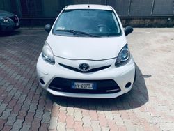 Bianco Usata 2012 Toyota Aygo Due volumi | 5800 € (Buon prezzo)