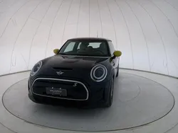 Nero Usata 2021 Mini Cooper SE Due volumi | 19.900 € (Ottimo prezzo)