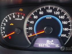 Grigio Usata 2015 Hyundai i10 Comfort Due volumi | 6500 €