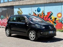 Nero Usata 2013 VW up! Due volumi | 5500 € (Buon prezzo)