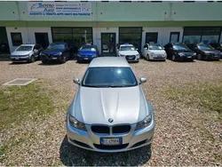 Argento(met.) Usata 2010 BMW 318 Station wagon | 6499 € (Molto cara)