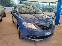 Blu Usata 2019 Lancia Ypsilon S Due volumi | 9900 € (Ottimo prezzo)