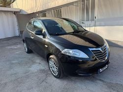 Nero Usata 2013 Lancia Ypsilon Platinum Due volumi | 6200 € (Buon prezzo)