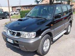 Nero Usata 2002 Nissan Terrano SUV | 8800 €