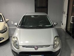 Grigio Usata 2012 Fiat Punto Evo Dynamic Due volumi | 4900 € (Buon prezzo)
