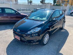 Nero Usata 2009 Ford Fiesta Tre volumi | 3990 € (Buon prezzo)