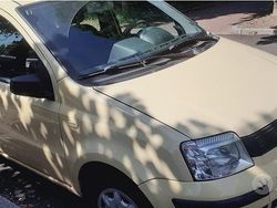 Giallo Usata 2007 Fiat Panda Due volumi | 3500 € (Molto cara)