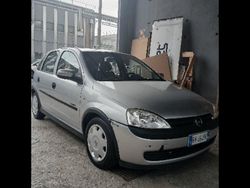 Grigio Usata 2001 Opel Corsa Tre volumi | 1000 € (Ottimo prezzo)
