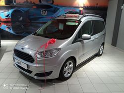 Argento Usata 2015 Ford Tourneo Courier Titanium Monovolume | 11.800 € (Cara)