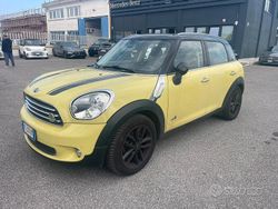 Giallo Usata 2012 Mini Cooper D Countryman SUV | 8300 €