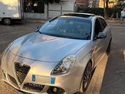 Grigio Usata 2010 Alfa Romeo Giulietta Exclusive Due volumi | 6500 € (Molto cara)