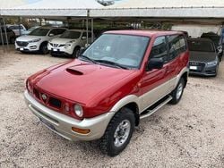 Rosso Usata 1997 Nissan Terrano SE SUV | 8500 € (Buon prezzo)
