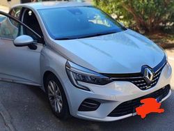 Usata 2021 Renault Clio V Intens Tre volumi | 15.500 € (Cara)