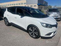 Bianco Usata 2016 Renault Scénic III Monovolume | 9500 € (Molto cara)