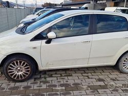 Bianco Usata 2009 Fiat Grande Punto Active Due volumi | 3000 € (Buon prezzo)