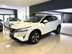 Bianco perla Usata 2021 Nissan Qashqai N-Connecta SUV | 20.800 € (Buon prezzo)