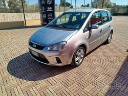 Grigio Usata 2007 Ford C-MAX Titanium Monovolume | 3900 € (Cara)