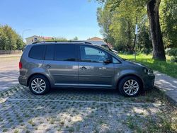 Grigio Usata 2015 VW Touran Comfortline Monovolume | 12.500 € (Ottimo prezzo)