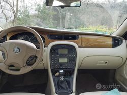 Grigio Usata 2002 Jaguar X-type Executive Tre volumi | 5500 € (Buon prezzo)