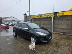 Nero Usata 2010 Ford Fiesta Titanium Tre volumi | 2999 € (Ottimo prezzo)