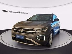Grigio indyum/tetto nero Usata 2022 VW T-Roc Style SUV | 27.300 € (Buon prezzo)