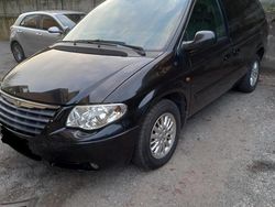 Nero Usata 2007 Chrysler Voyager Monovolume | 2500 € (Buon prezzo)
