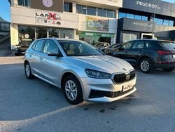 Argento Usata 2022 Skoda Fabia Ambition Due volumi | 14.590 € (Buon prezzo)
