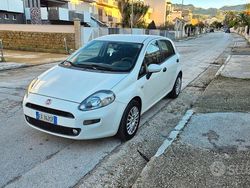 Bianco Usata 2014 Fiat Grande Punto Due volumi | 4500 € (Buon prezzo)