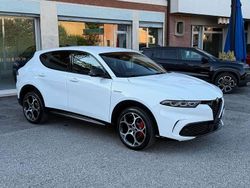 Bianco Usata 2024 Alfa Romeo Tonale Veloce SUV | 32.400 € (Cara)
