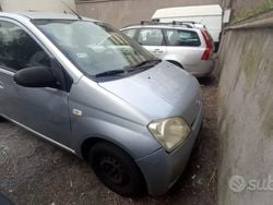 Grigio Usata 2005 Daihatsu Cuore Due volumi | 1400 €