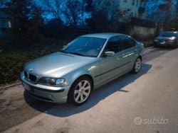 Usata 2002 BMW 2000 Tre volumi | 123.456 €