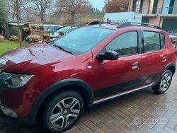 Rosso Usata 2019 Dacia Sandero Stepway Tre volumi | 10.000 € (Buon prezzo)