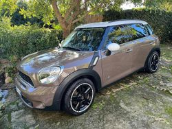 Marrone Usata 2010 Mini Countryman SUV | 9000 € (Cara)
