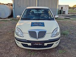 Beige Usata 2005 Lancia Ypsilon Due volumi | 1999 € (Cara)