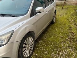 Grigio Usata 2009 Ford Focus Station wagon | 2000 € (Buon prezzo)
