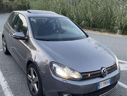 Usata 2010 VW Golf VI Highline Tre volumi | 9000 € (Buon prezzo)