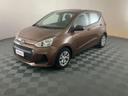 Marrone Usata 2019 Hyundai i10 Advanced Due volumi | 9799 € (Buon prezzo)