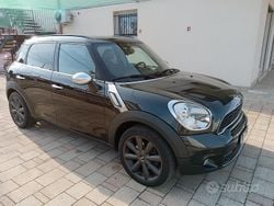 Nero Usata 2014 Mini Cooper S Countryman SUV | 7990 € (Cara)