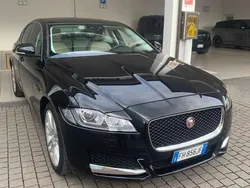 Nero Usata 2017 Jaguar XF Prestige Tre volumi | 23.900 € (Molto cara)