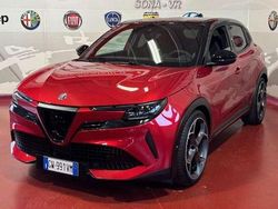 Rosso Usata 2024 Alfa Romeo Junior Veloce SUV | 30.450 € (Buon prezzo)