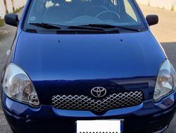 Blu Usata 2000 Toyota Yaris Due volumi | 2000 €